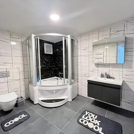 Stunning Sea View Amazing Flat 4br,2ba,ac דירה *