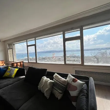 דירה Stunning Sea View Amazing Flat 4br,2ba,ac איסטמבול