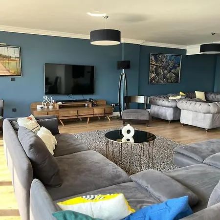דירה Stunning Sea View Amazing Flat 4br,2ba,ac *