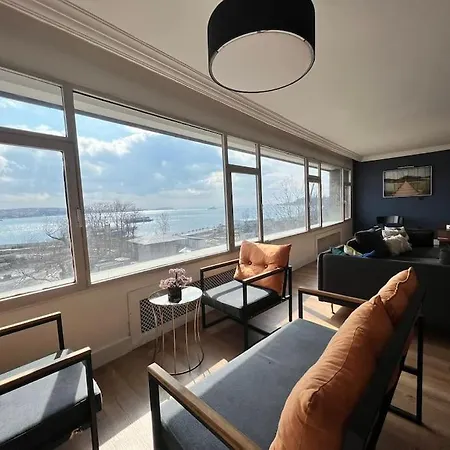 דירה Stunning Sea View Amazing Flat 4br,2ba,ac איסטמבול